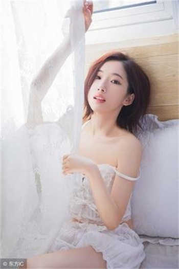巨茎少年与小村艳妇