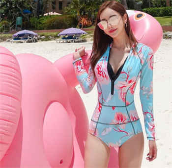 初一游泳课忘带了泳衣