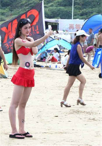 《冥婚后我每天都被》