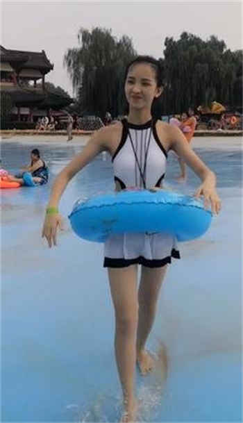 打扑克的剧烈运动