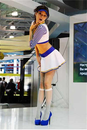 丈夫住院妻子探望如如