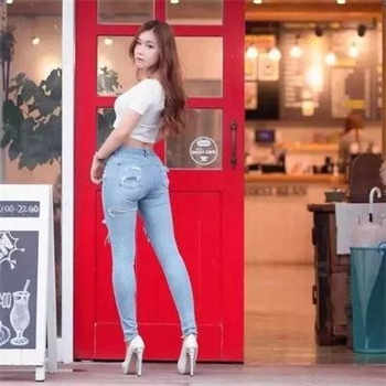 哥家里没人用点力小说