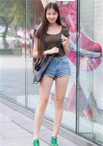 王多鱼流汗会叫视频