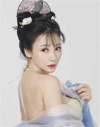 和闺蜜喝多后互慰