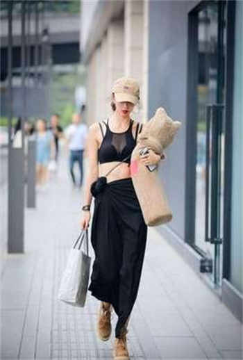 女人一旦尝到那个的甜头