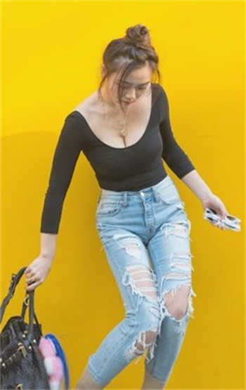 女主是秘书叫姓简男主姓霍