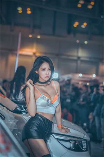 看到会计妈妈和领导