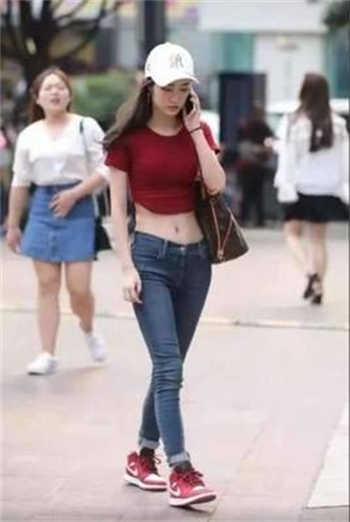 为了男友付出的自己