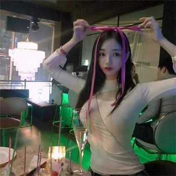 快手博雅被靠