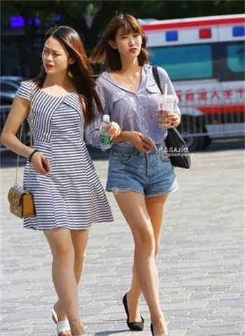 正在播放swag上下铺蓝鲸