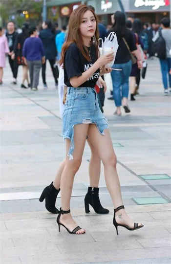 九尾狐图片