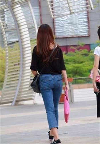 男主是重生的傻子古言