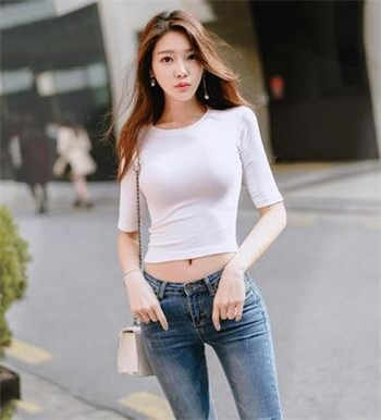 女主叫lisa陈的电影