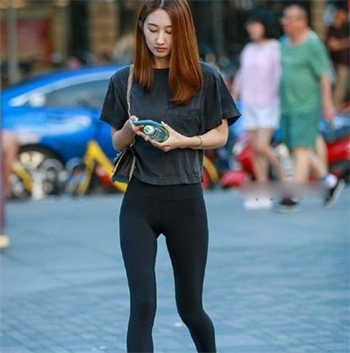 玉米地里偷小娥嫂