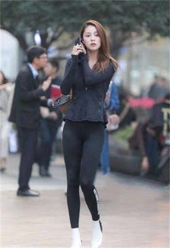 奥特曼娘化本子