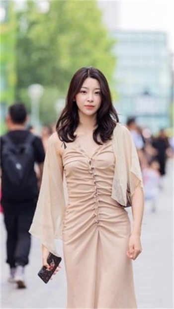 爱情公寓之开局表白胡老师