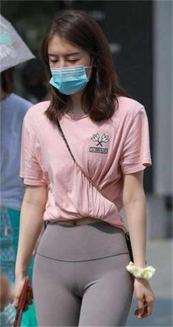许依然兼职管家娘