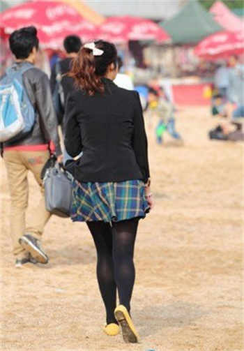 linodeiphone女人拉屎