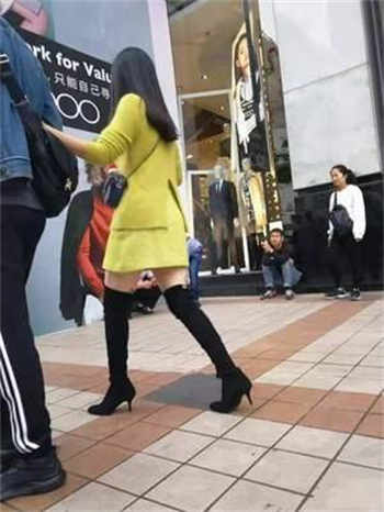 早读acg全彩